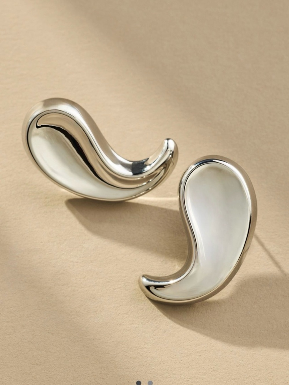 Anthropologie Petra Flattened Drop Earrings Silver Post One Size
